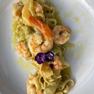 Pasta com Carciofi e Gamberi