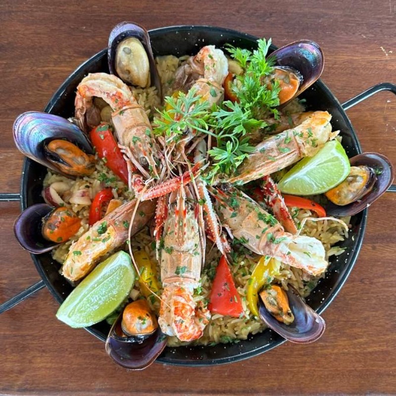 Paella De Frutos Do Mar Para 2 Pessoas