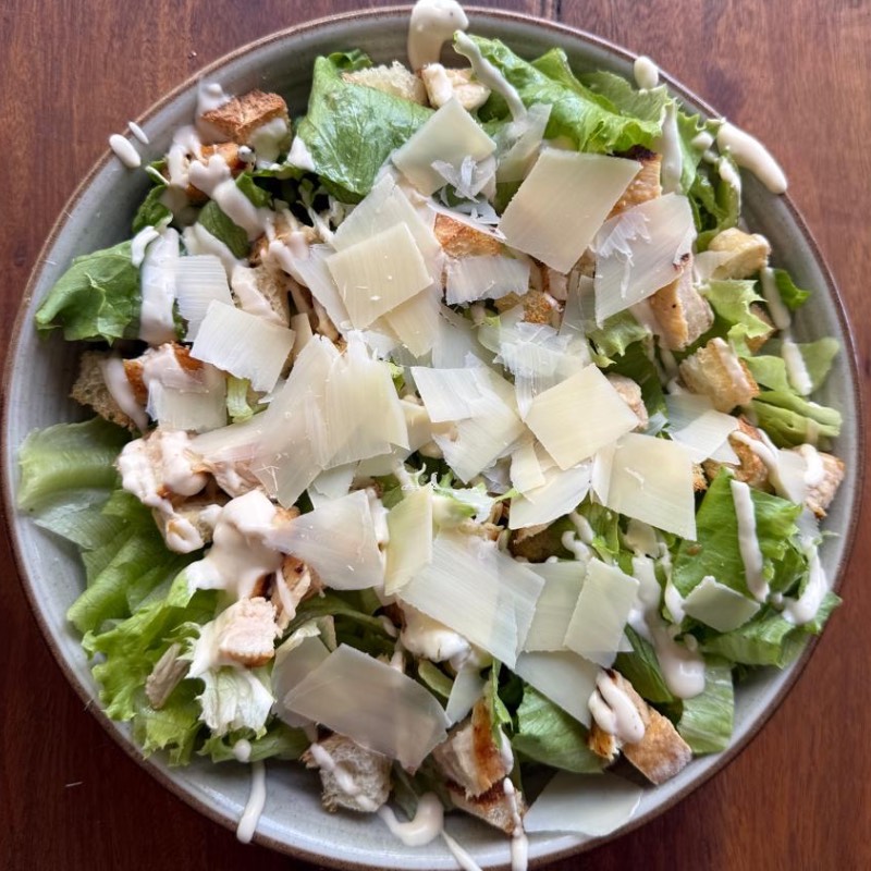 Salada Caesar 