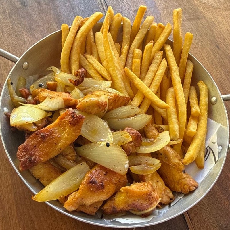 Frango Aperitivo Com Fritas