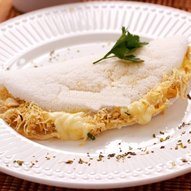 TAPIOCA DE FRANGO COM QUEIJO